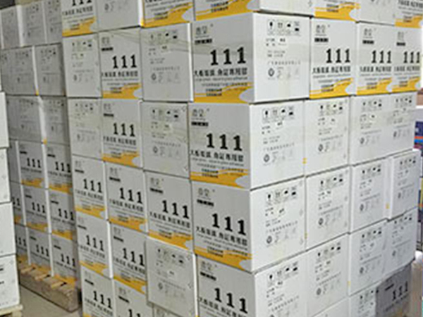 仓库成品堆放